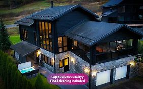 Villa Nevada - 10+2 henkilölle, Luoteis-Himos Ski-in/out, 255m²